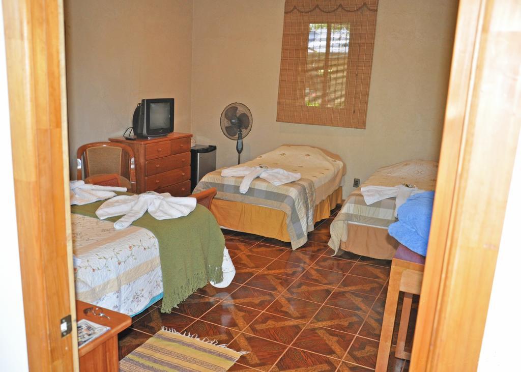 Hotel Tekarera - Kainga Nui Hanga Roa Habitación foto